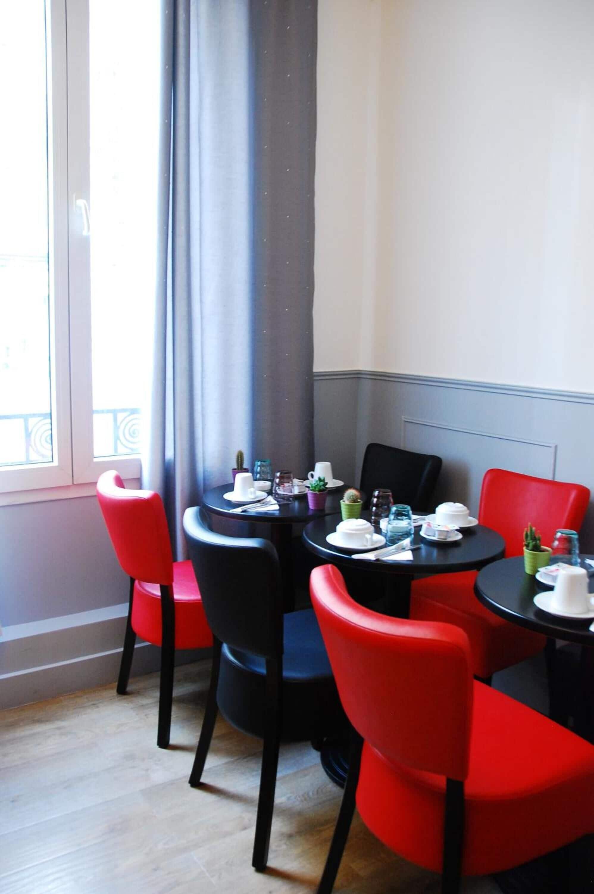 Cosy Monceau 2*
