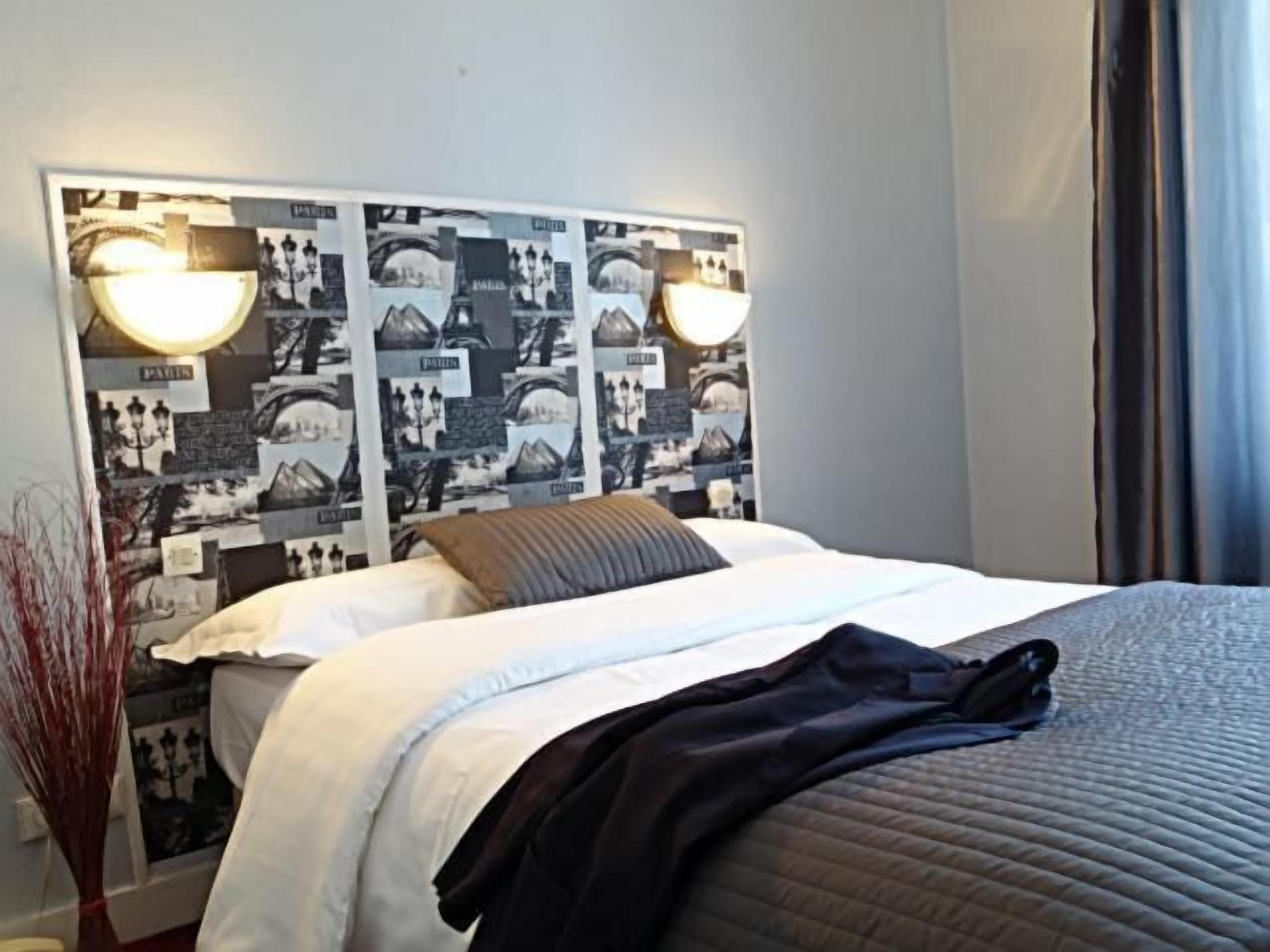 Cosy Monceau Hotel 2*