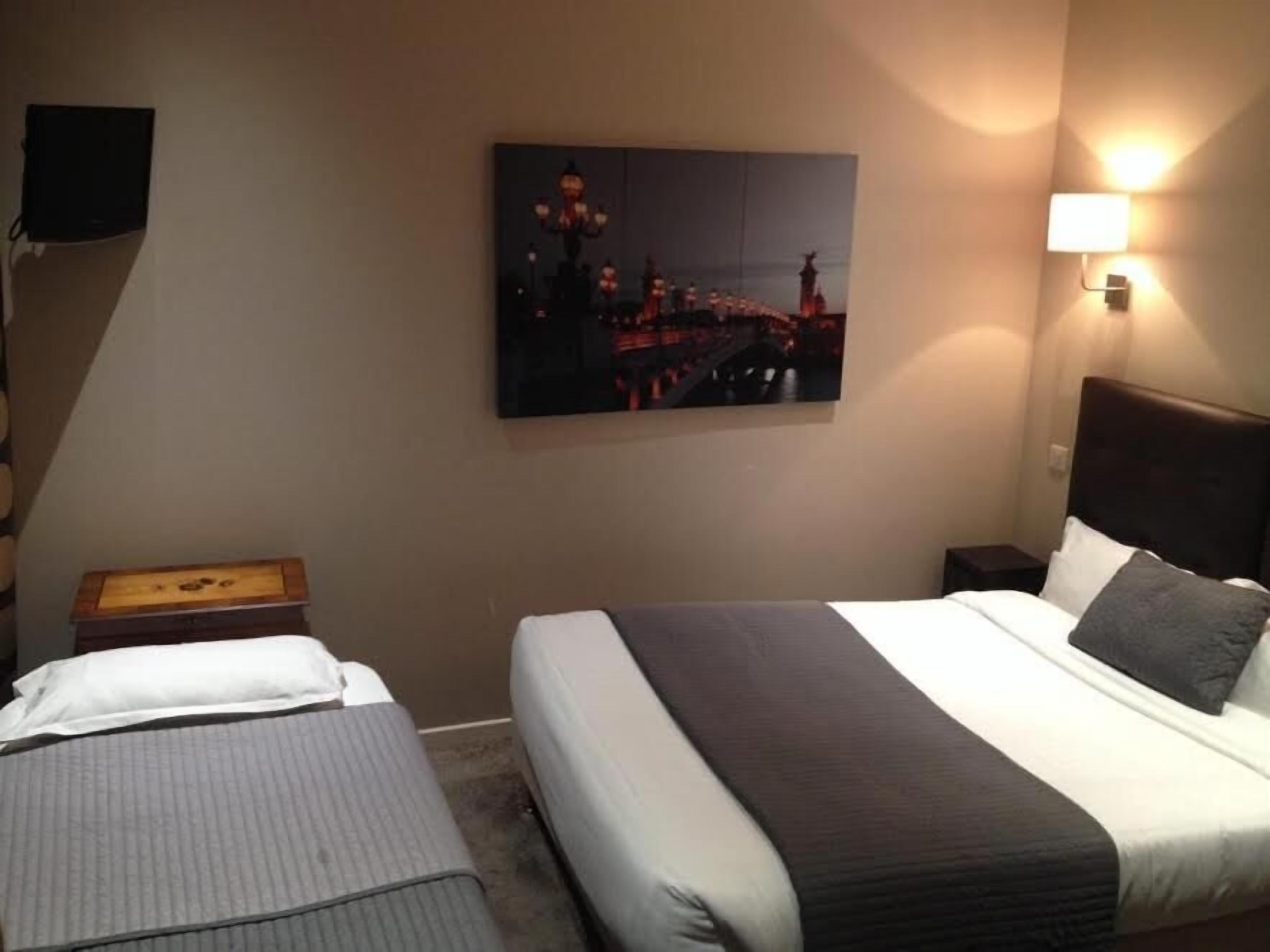 Cosy Monceau 2*