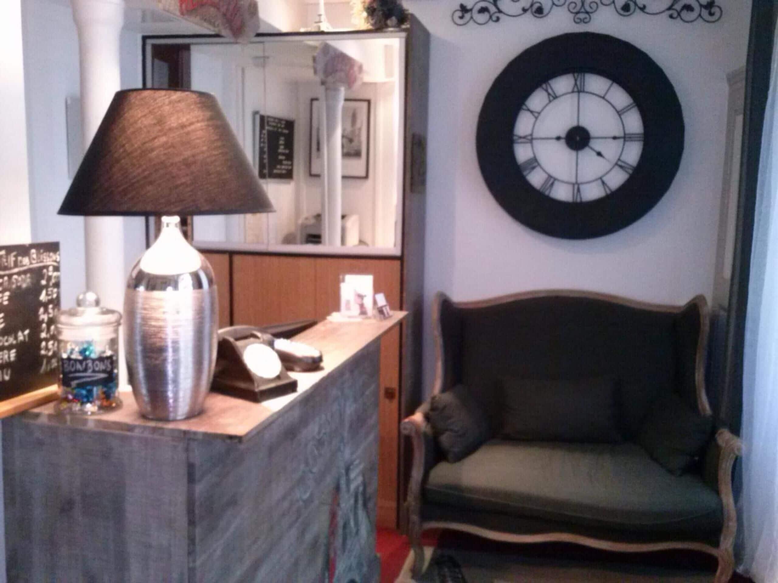 Cosy Monceau Hotel