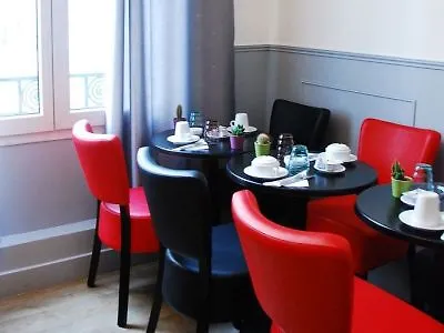 Cosy Monceau Hotel