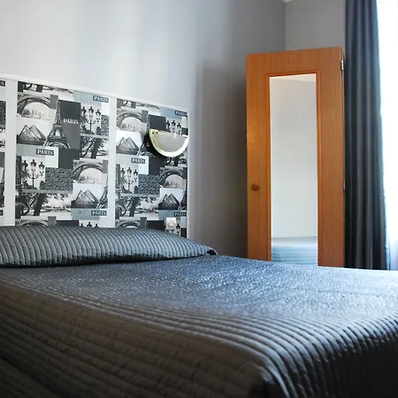 Cosy Monceau Hotel 2*