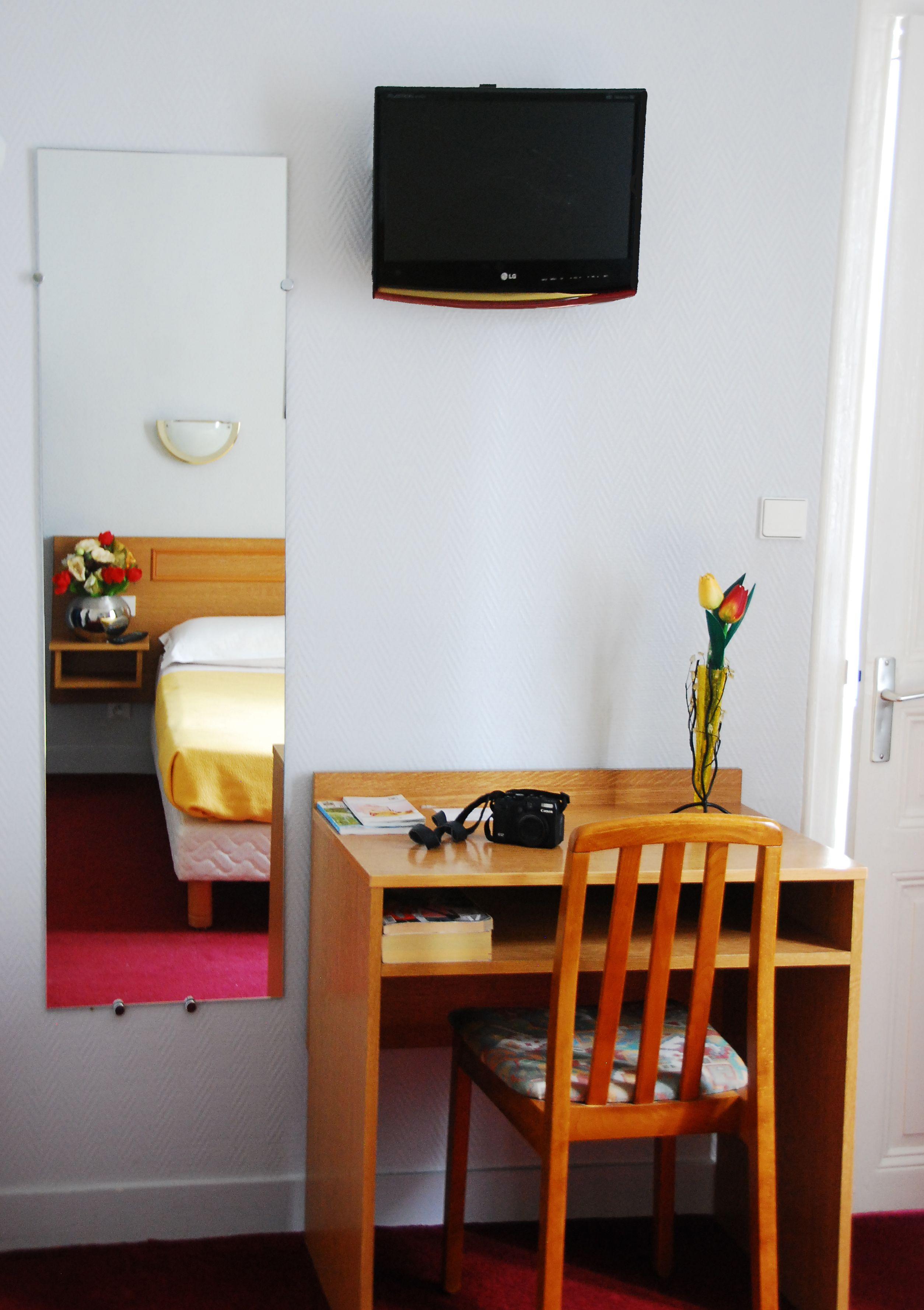 Hotel Cosy Monceau Parigi